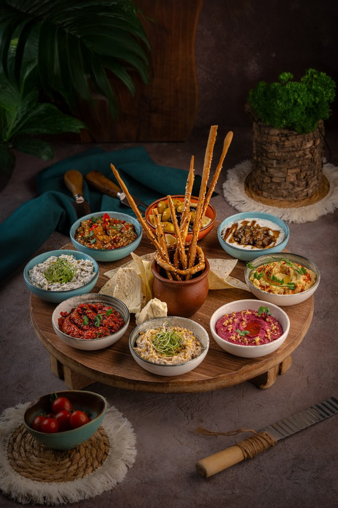 Discover the professional photo portfolio of Azerbaijan-based food and product photographer Suleymanli Suleyman. Explore high-quality food photography and product shoots created for advertising, menus, e-commerce, and brand promotion.