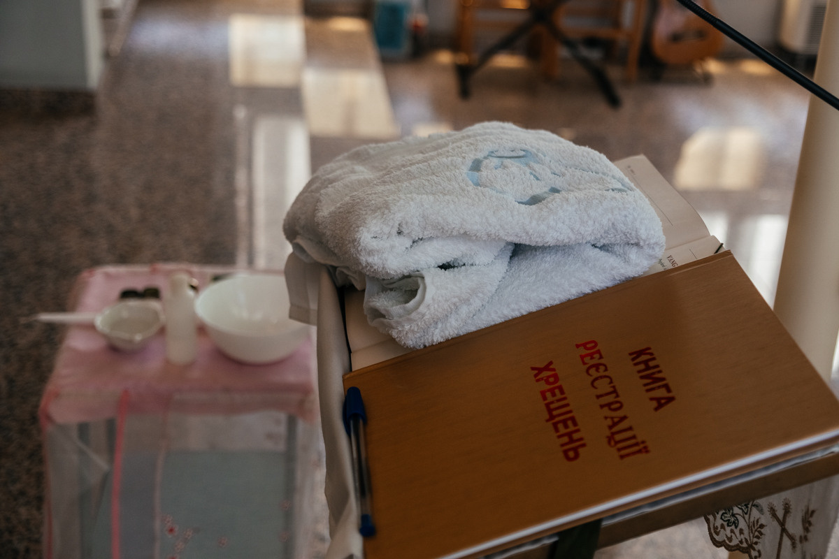 Крещение E - Прекрасное празднование в Европе и Нидерландах. Свадебный фотограф в Нидерландах и Европе — Тина Ялóва