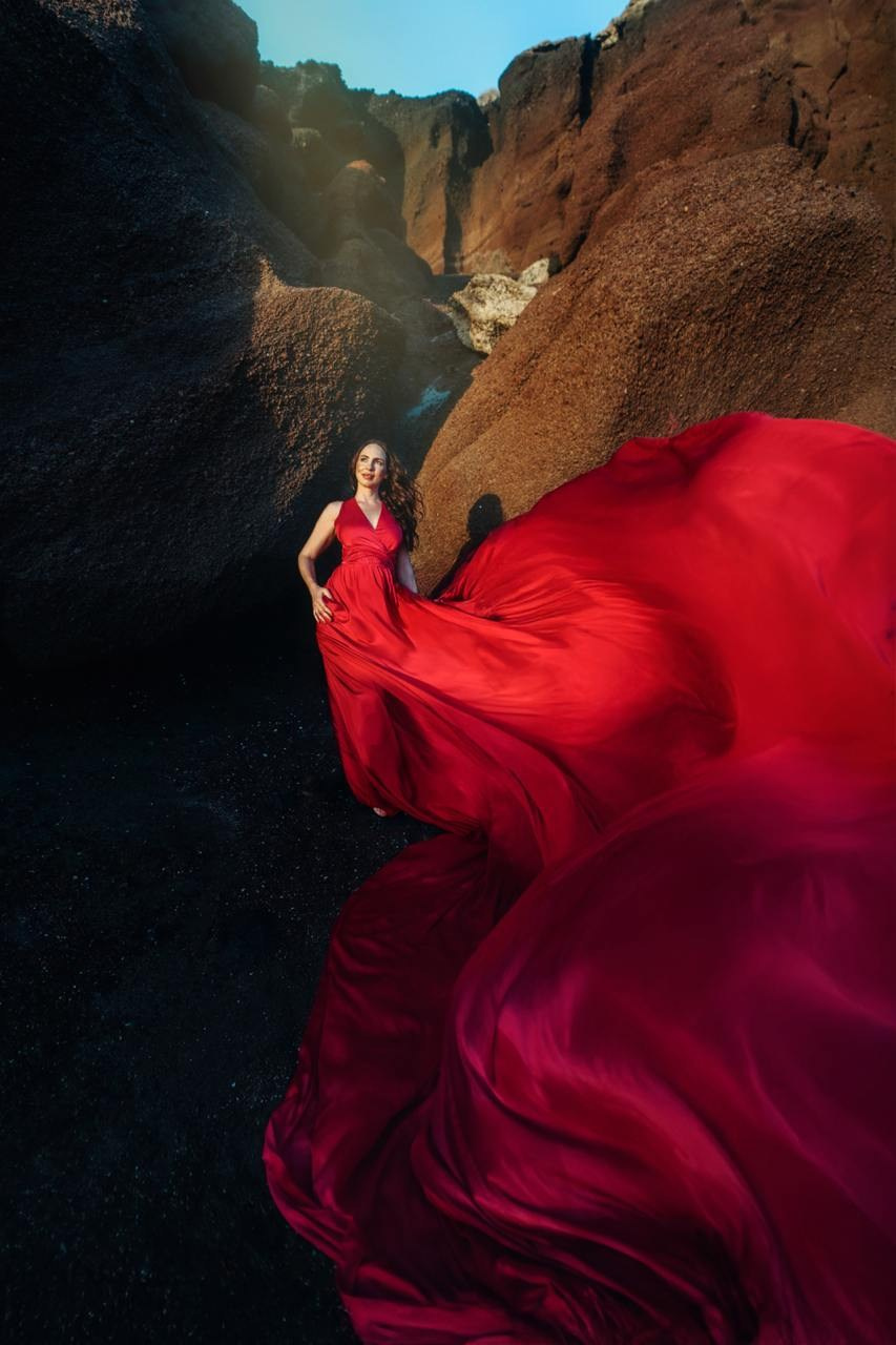 Sesión con vestido volador en Tenerife. Fotógrafa de familias, bodas, comuniones, newborn, premamá en Tenerife | Sesiones con vestidos voladores | Tania Bonnet