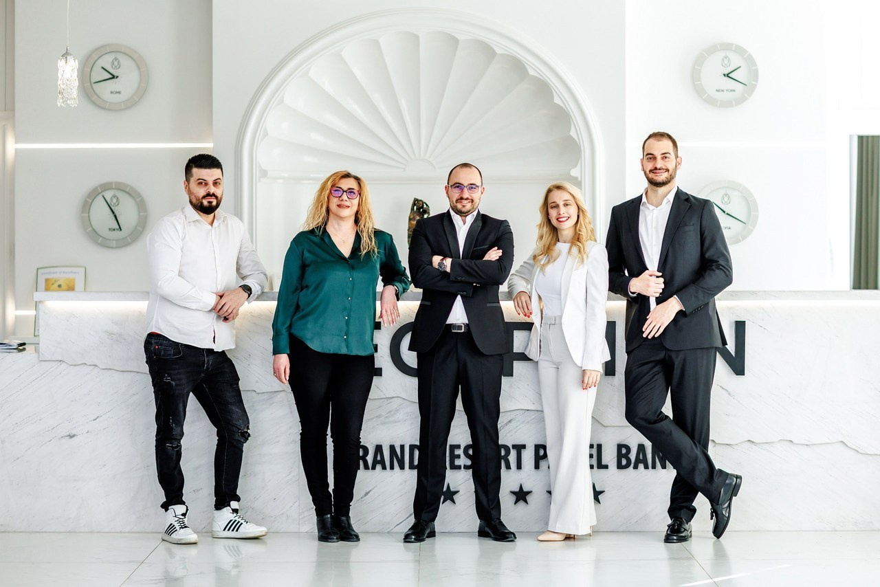 Ревюта. Начало