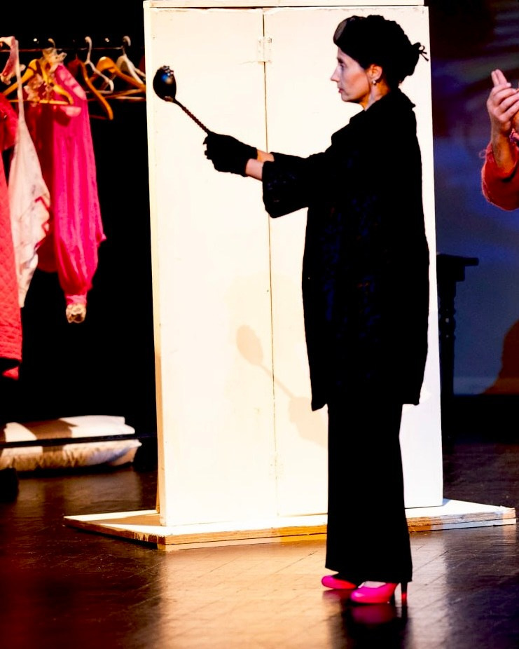 PERFORMANCE. Nadia Kuprina. Artist