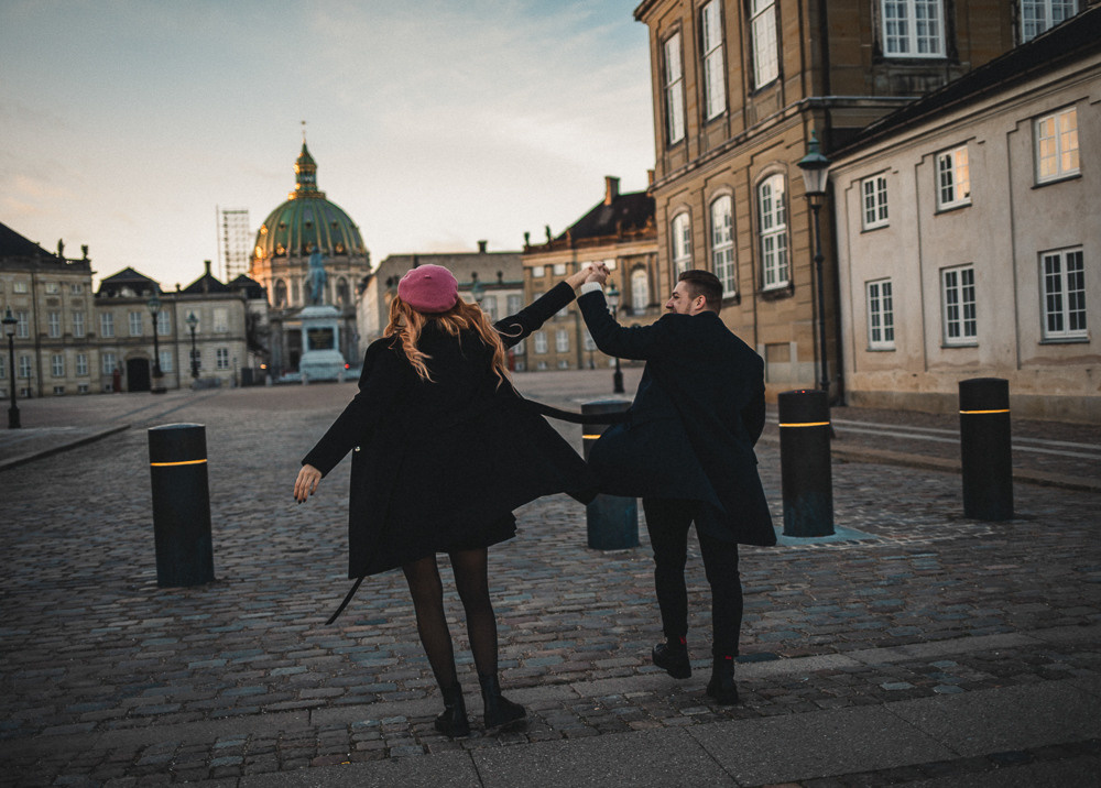 Marmorkirke. Professional wedding photographer in Copenhagen, Denmark — Julia Byron