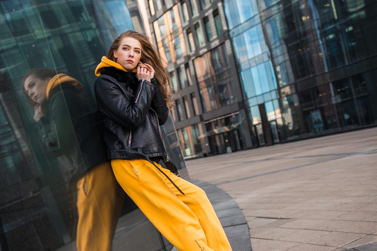 Saint-Petersburg outdoor photo session. Professional wedding photographer in Copenhagen, Denmark — Julia Byron