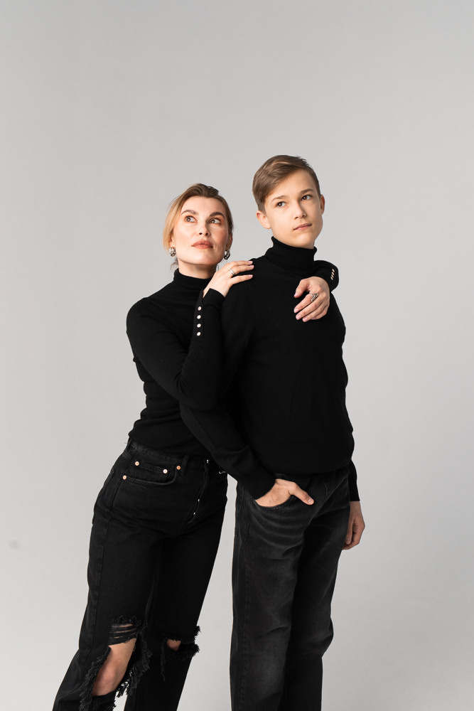 Stylish family photo session. Professional wedding photographer in Copenhagen, Denmark — Julia Byron