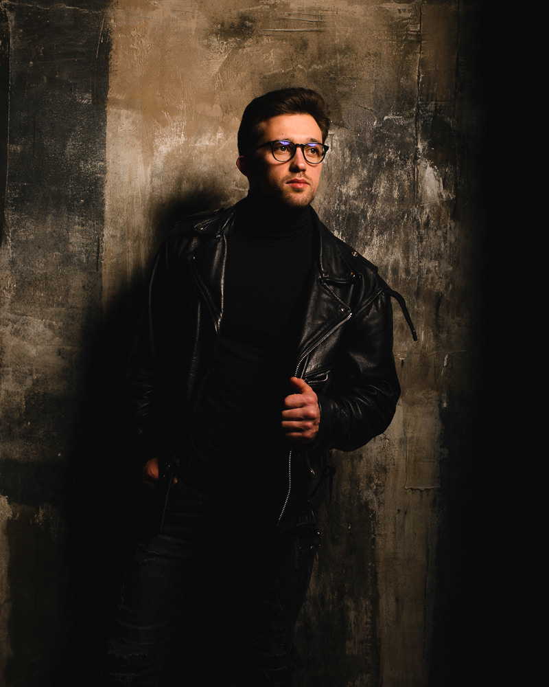 Anton. Professional wedding photographer in Copenhagen, Denmark — Julia Byron