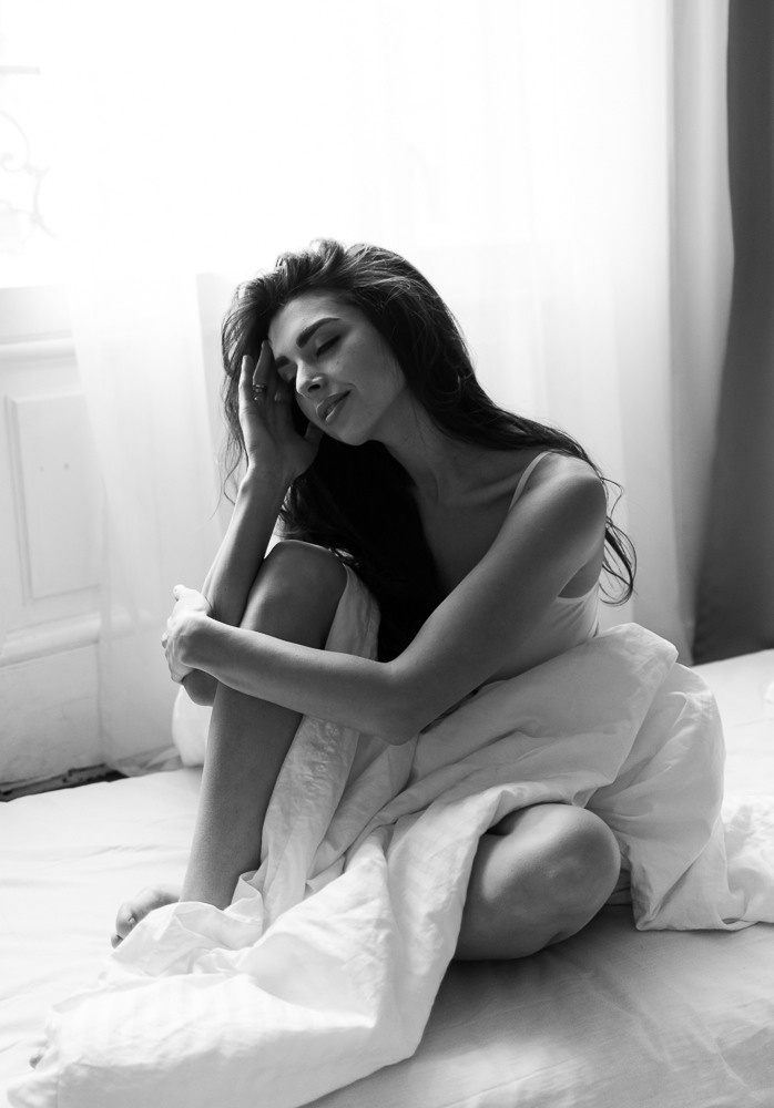 Boudoir photo session. Professional wedding photographer in Copenhagen, Denmark — Julia Byron