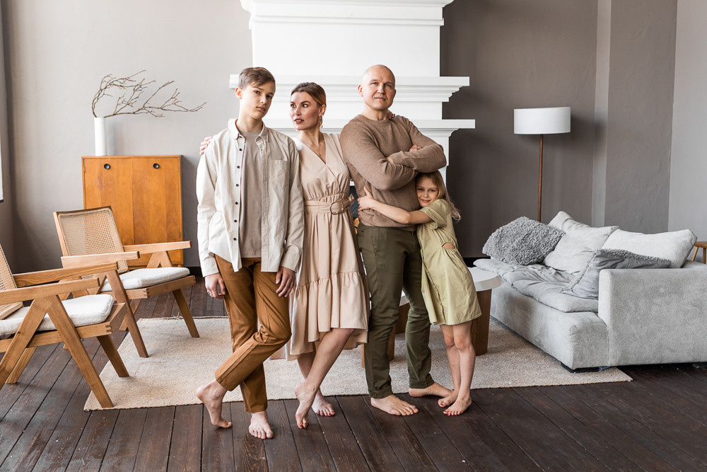 Stylish family photo session. Professional wedding photographer in Copenhagen, Denmark — Julia Byron