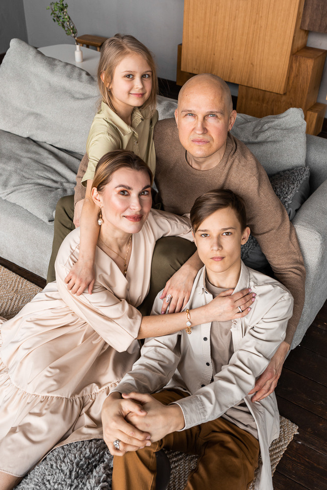 Stylish family photo session. Professional wedding photographer in Copenhagen, Denmark — Julia Byron