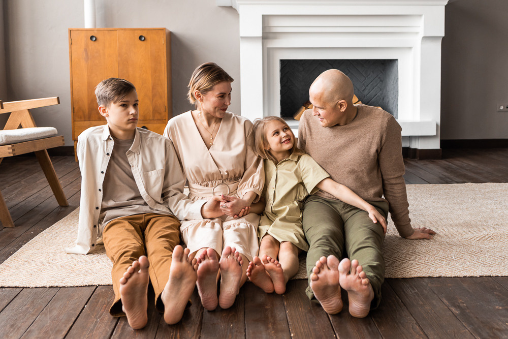 Stylish family photo session. Professional wedding photographer in Copenhagen, Denmark — Julia Byron