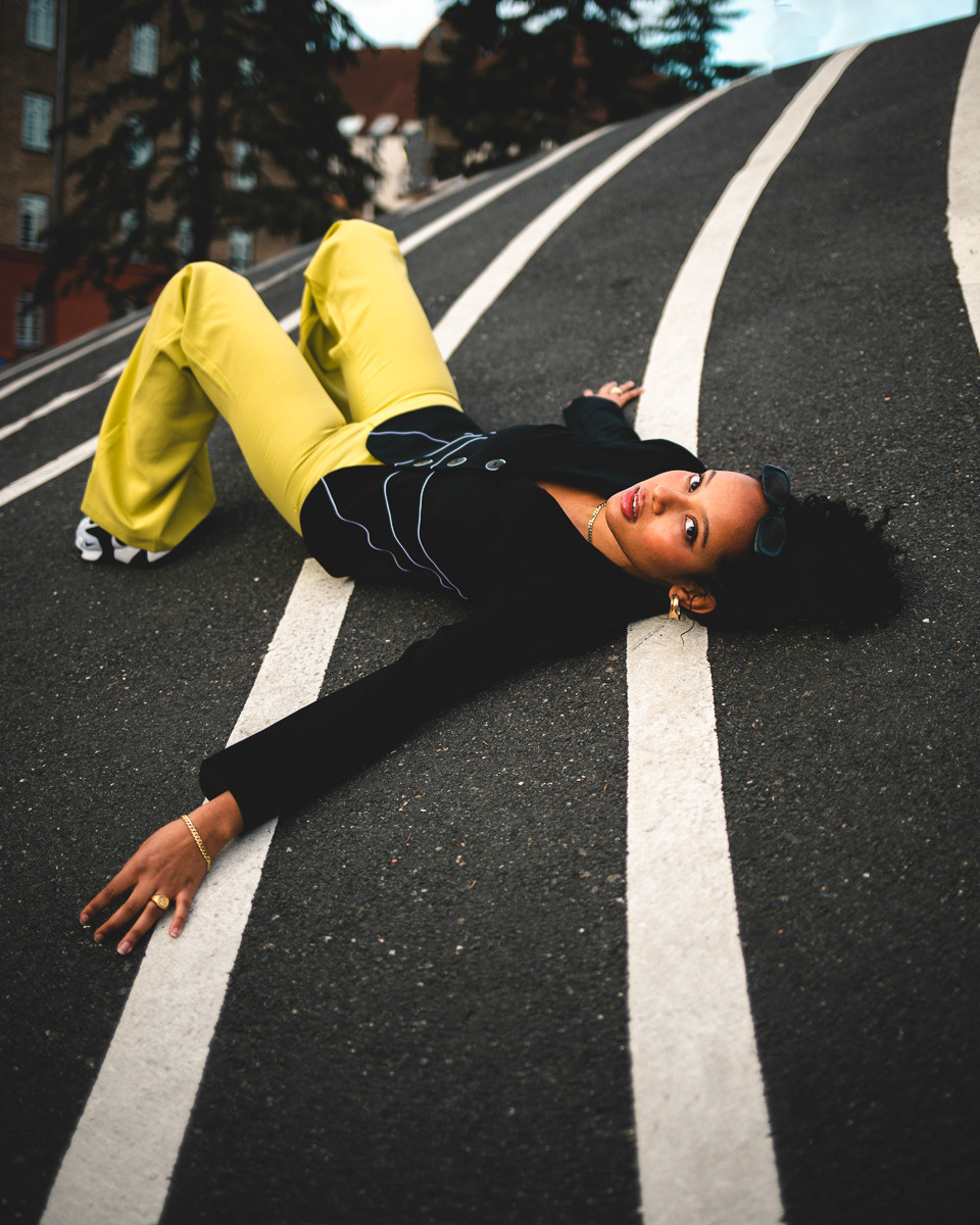 Superkilen. Professional wedding photographer in Copenhagen, Denmark — Julia Byron