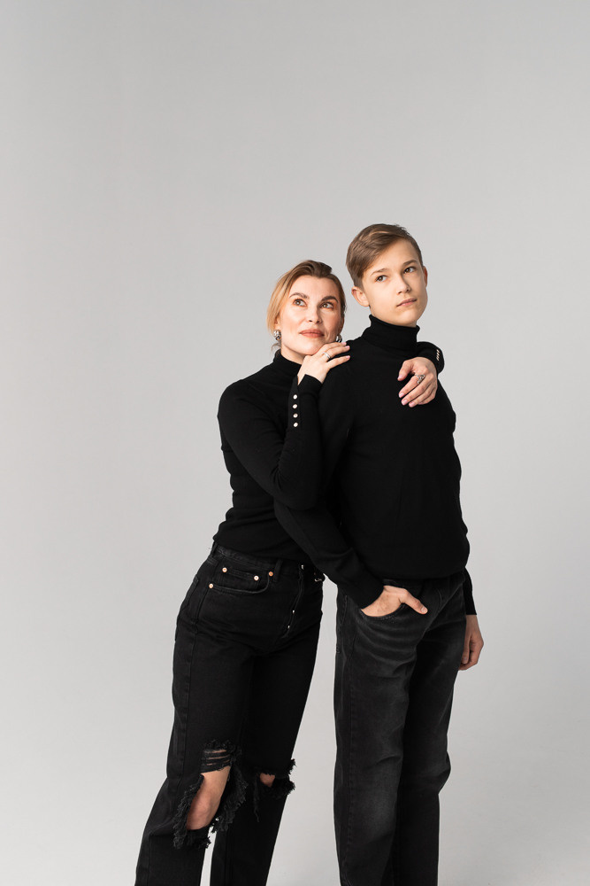 Stylish family photo session. Professional wedding photographer in Copenhagen, Denmark — Julia Byron