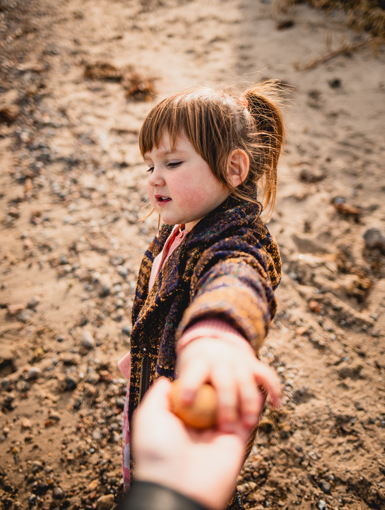 Family photo session in Jutland. Professional wedding photographer in Copenhagen, Denmark — Julia Byron