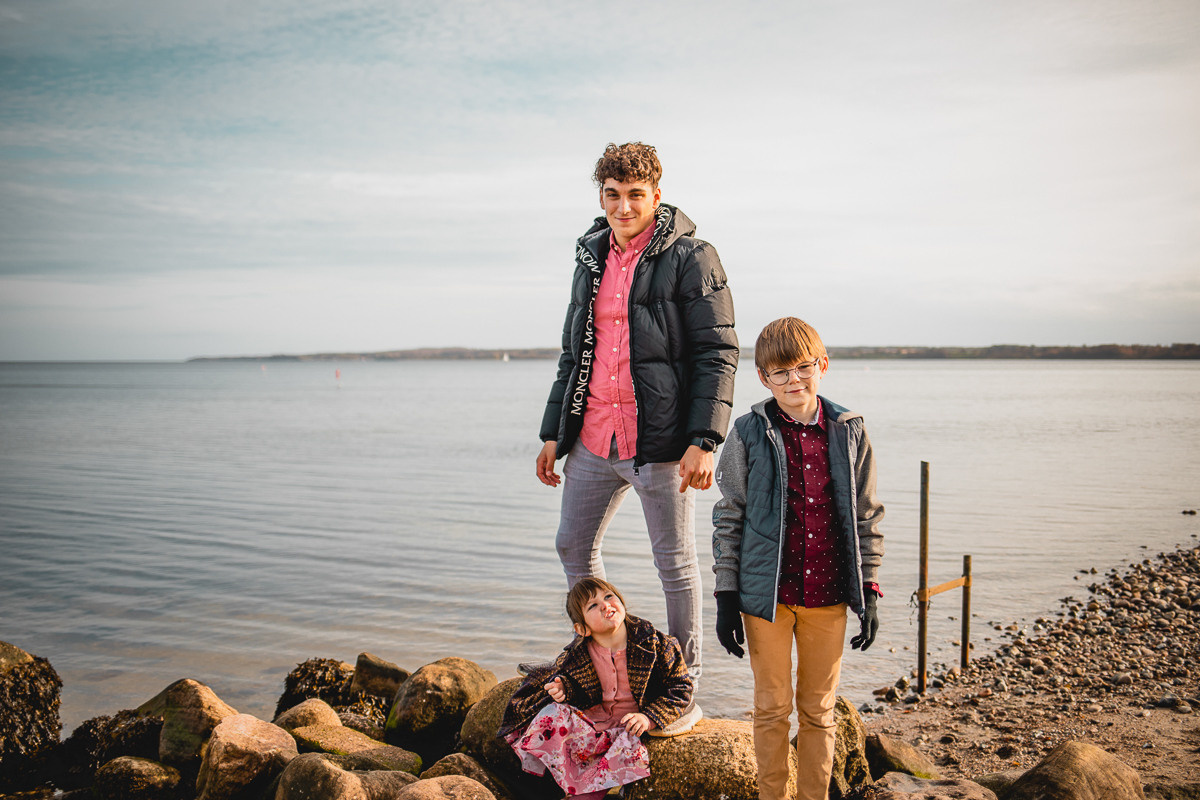 Family photo session in Jutland. Professional wedding photographer in Copenhagen, Denmark — Julia Byron