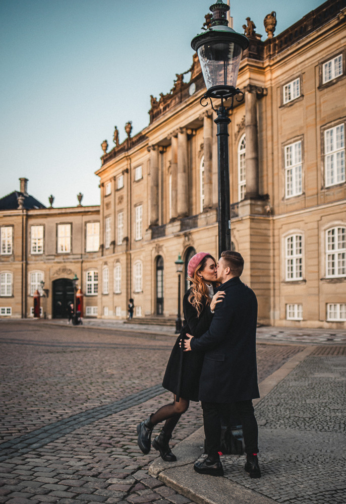 Marmorkirke. Professional wedding photographer in Copenhagen, Denmark — Julia Byron