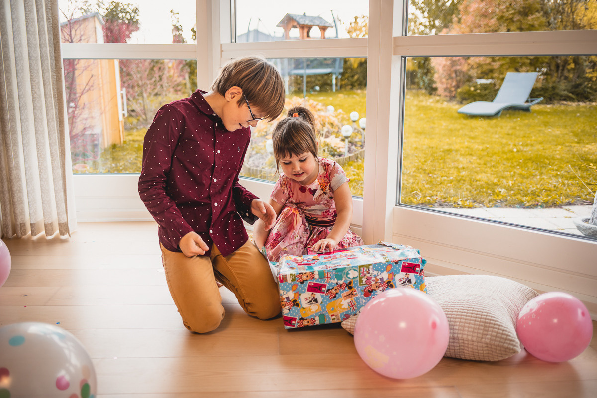 Family photo session in Jutland. Professional wedding photographer in Copenhagen, Denmark — Julia Byron