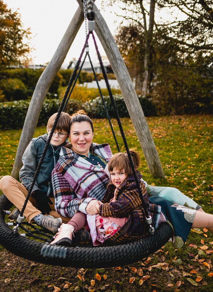 Family photo session in Jutland. Professional wedding photographer in Copenhagen, Denmark — Julia Byron