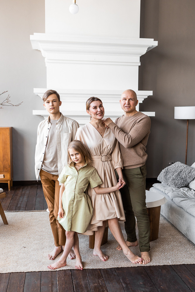 Stylish family photo session. Professional wedding photographer in Copenhagen, Denmark — Julia Byron