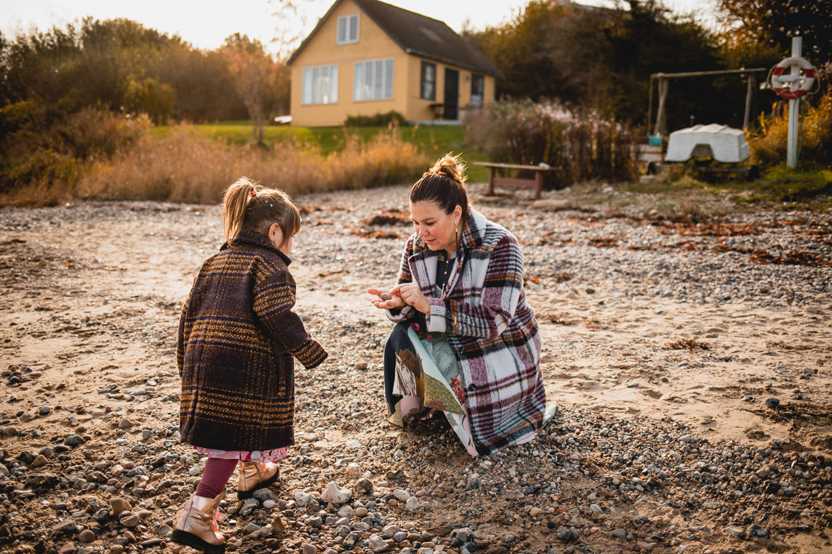 Family photo session in Jutland. Professional wedding photographer in Copenhagen, Denmark — Julia Byron