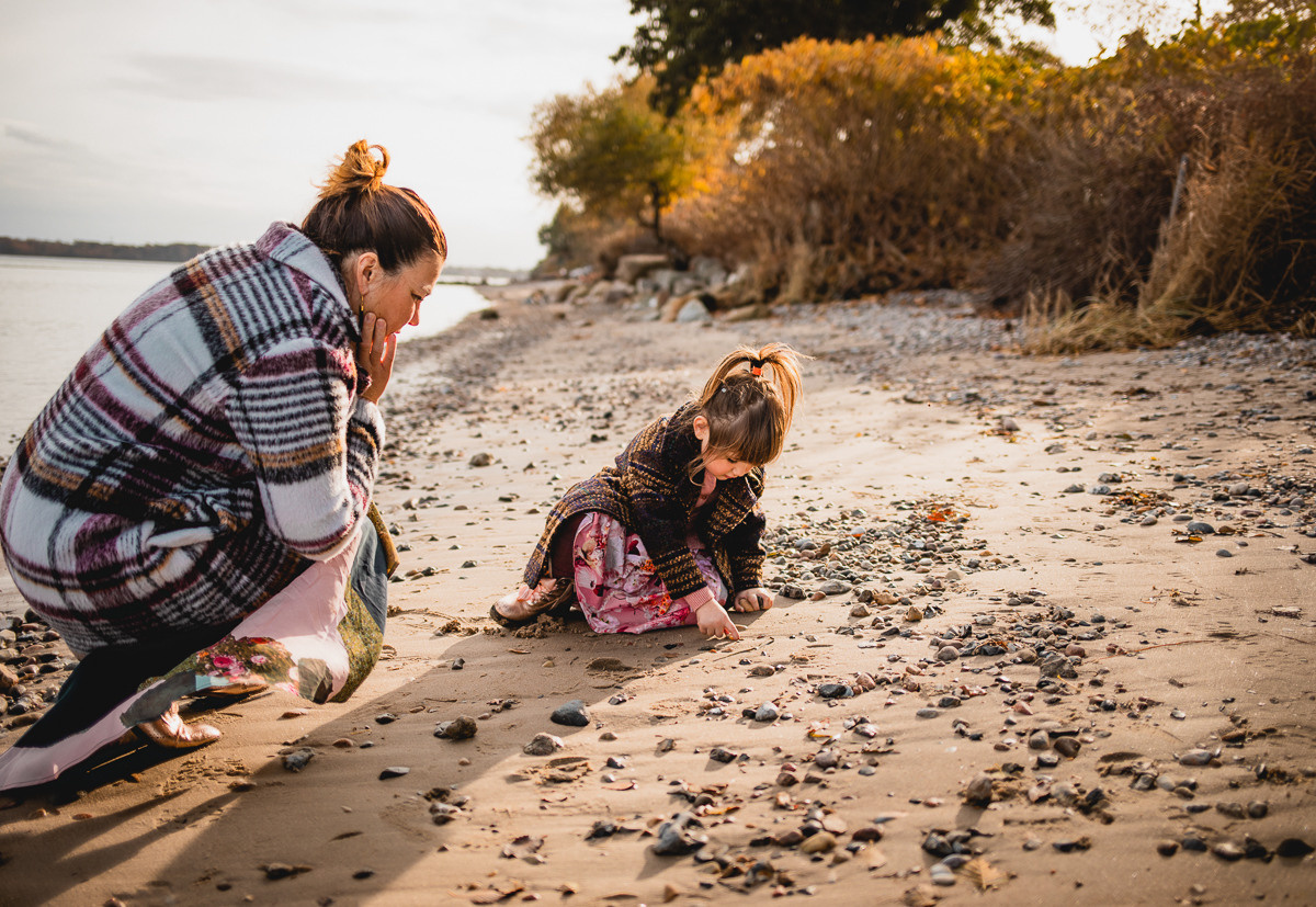 Family photo session in Jutland. Professional wedding photographer in Copenhagen, Denmark — Julia Byron