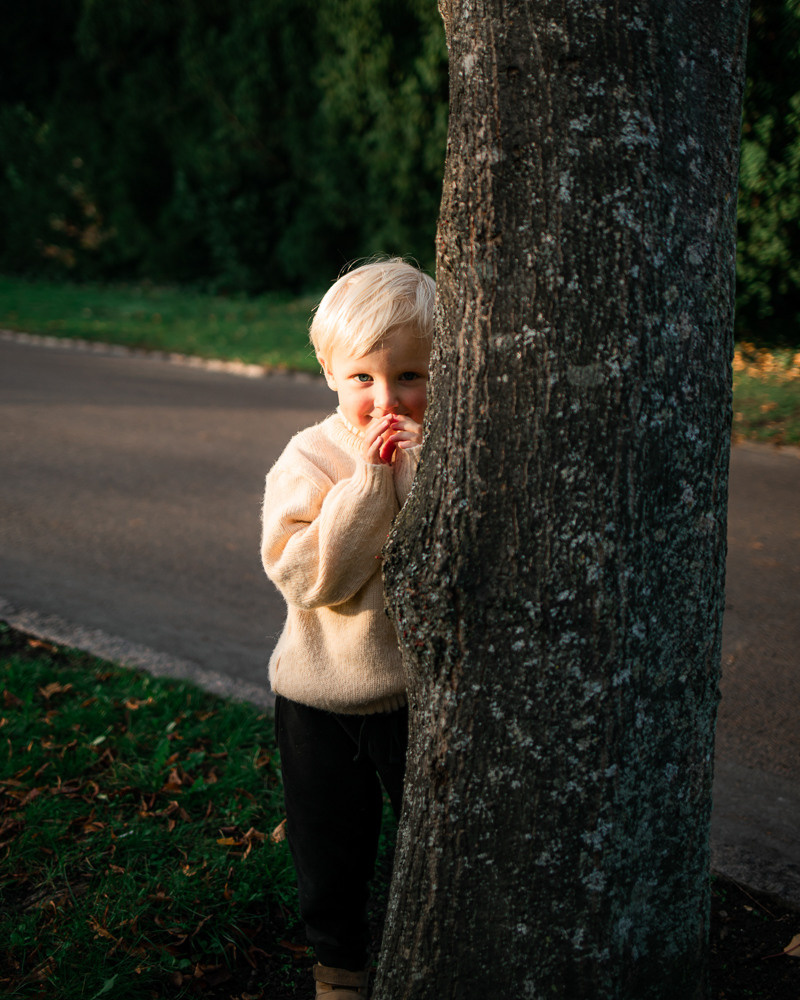 Lisa and Matvei. Professional wedding photographer in Copenhagen, Denmark — Julia Byron