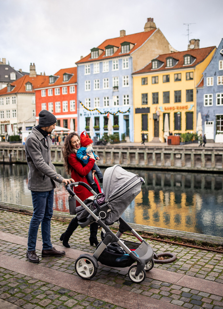 Ny havn. Professional wedding photographer in Copenhagen, Denmark — Julia Byron