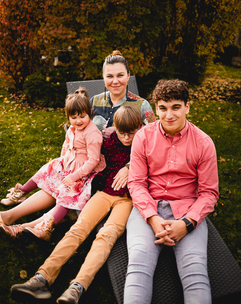 Family photo session in Jutland. Professional wedding photographer in Copenhagen, Denmark — Julia Byron