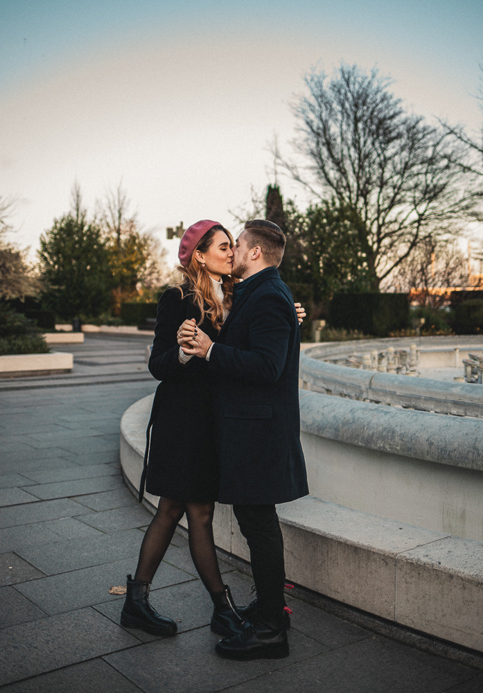 Marmorkirke. Professional wedding photographer in Copenhagen, Denmark — Julia Byron