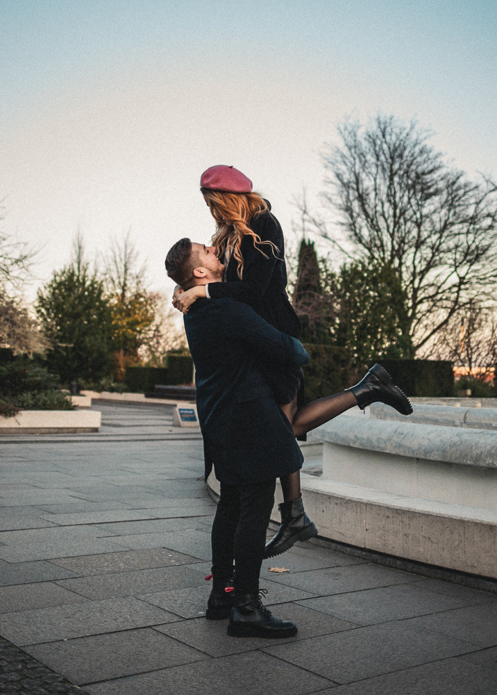 Marmorkirke. Professional wedding photographer in Copenhagen, Denmark — Julia Byron