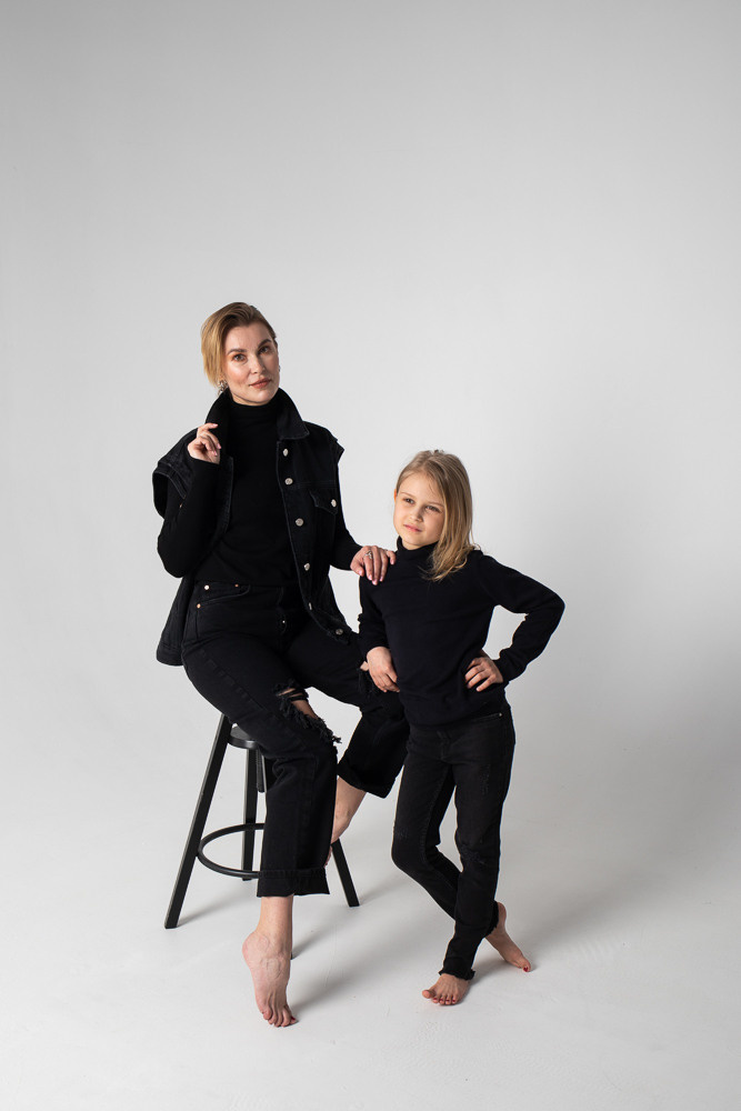 Stylish family photo session. Professional wedding photographer in Copenhagen, Denmark — Julia Byron