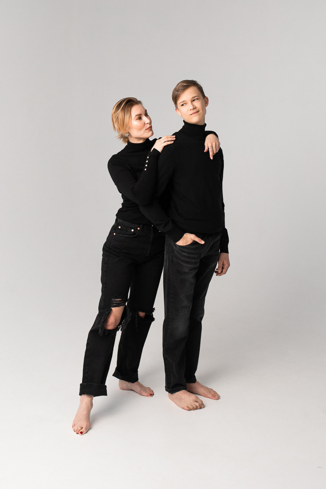 Stylish family photo session. Professional wedding photographer in Copenhagen, Denmark — Julia Byron