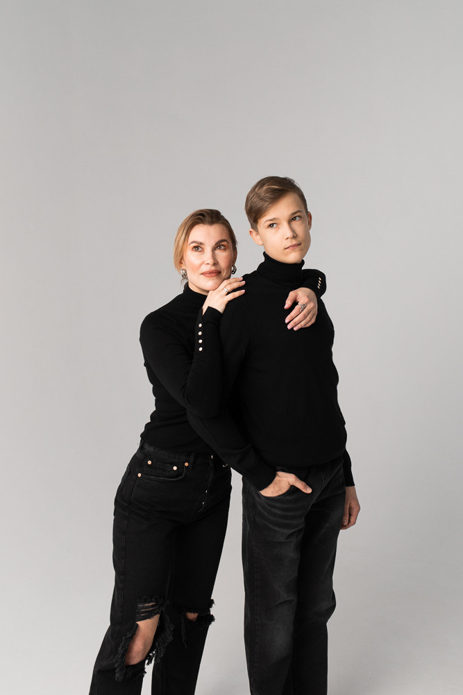 Stylish family photo session. Professional wedding photographer in Copenhagen, Denmark — Julia Byron