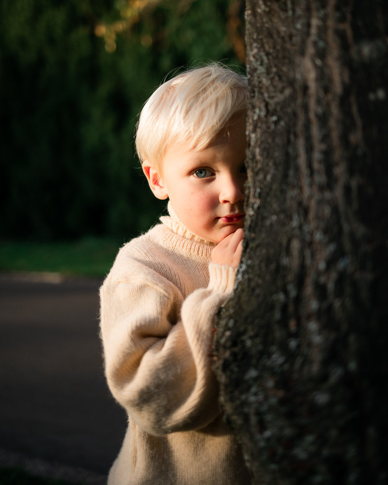 Lisa and Matvei. Professional wedding photographer in Copenhagen, Denmark — Julia Byron