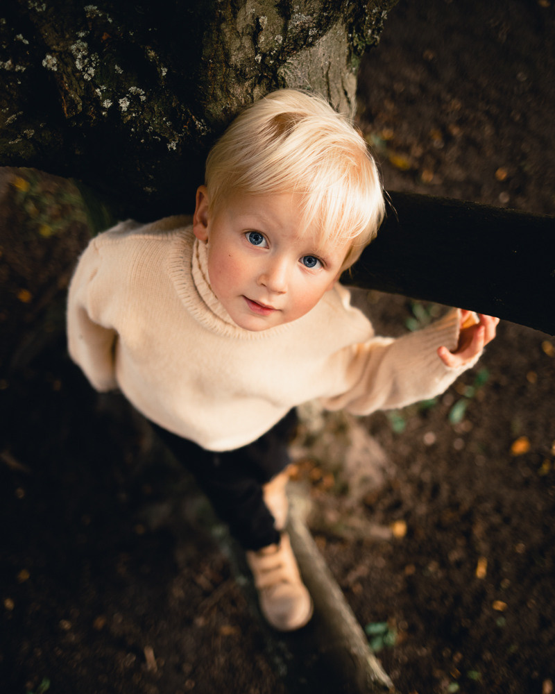 Lisa and Matvei. Professional wedding photographer in Copenhagen, Denmark — Julia Byron