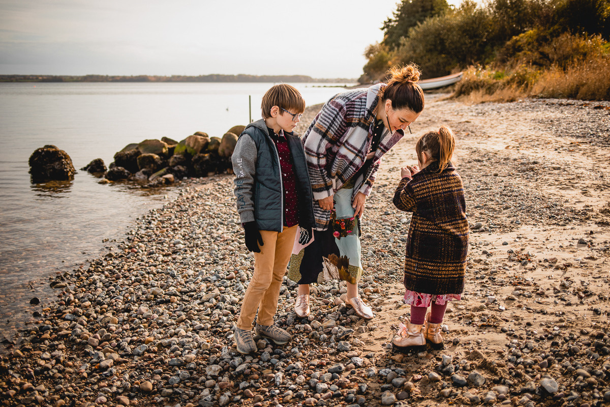 Family photo session in Jutland. Professional wedding photographer in Copenhagen, Denmark — Julia Byron