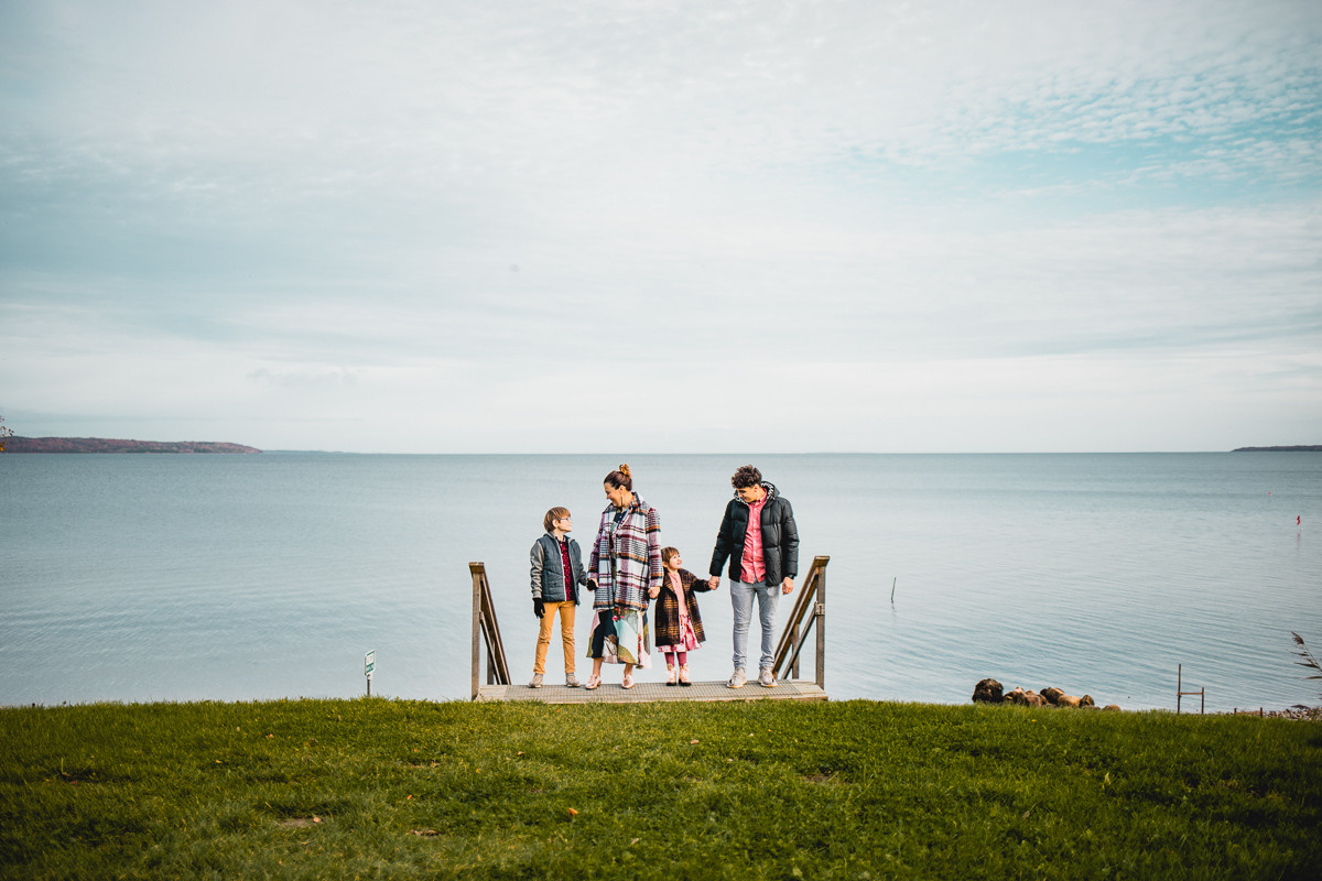 Family photo session in Jutland. Professional wedding photographer in Copenhagen, Denmark — Julia Byron