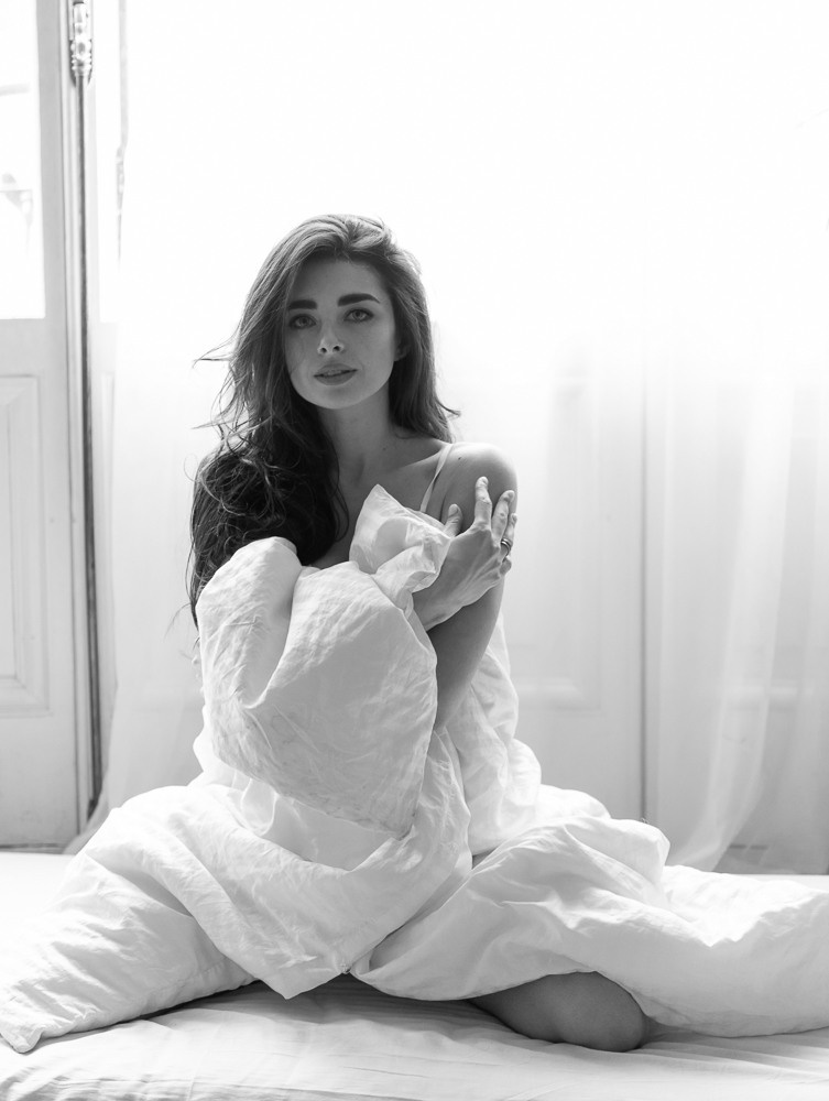 Boudoir photo session. Professional wedding photographer in Copenhagen, Denmark — Julia Byron