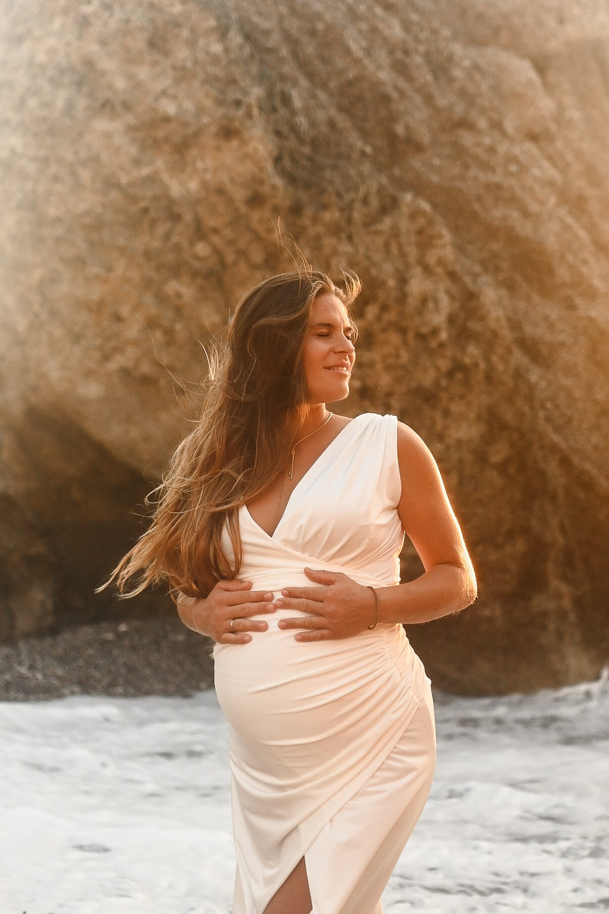 Romantic Maternity Photoshoot. WELCOME