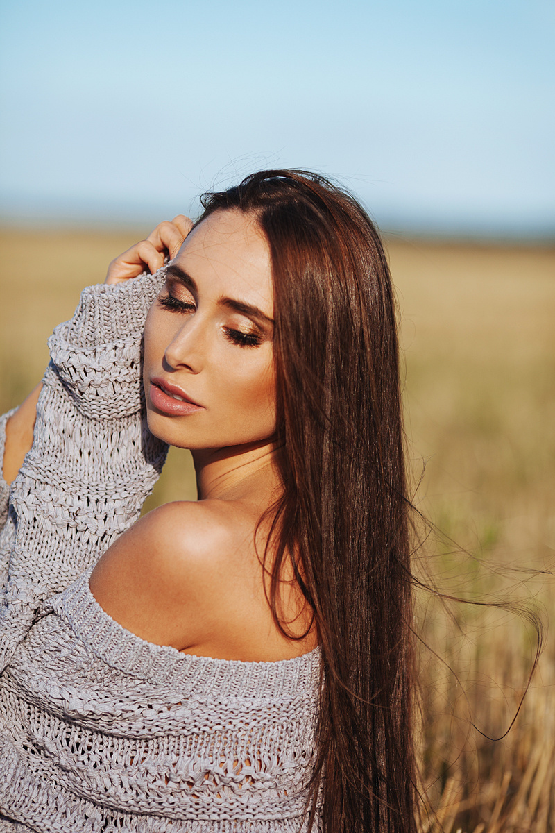 Natalie. Meadow. Портретний та весільний фотограф Надія Онода