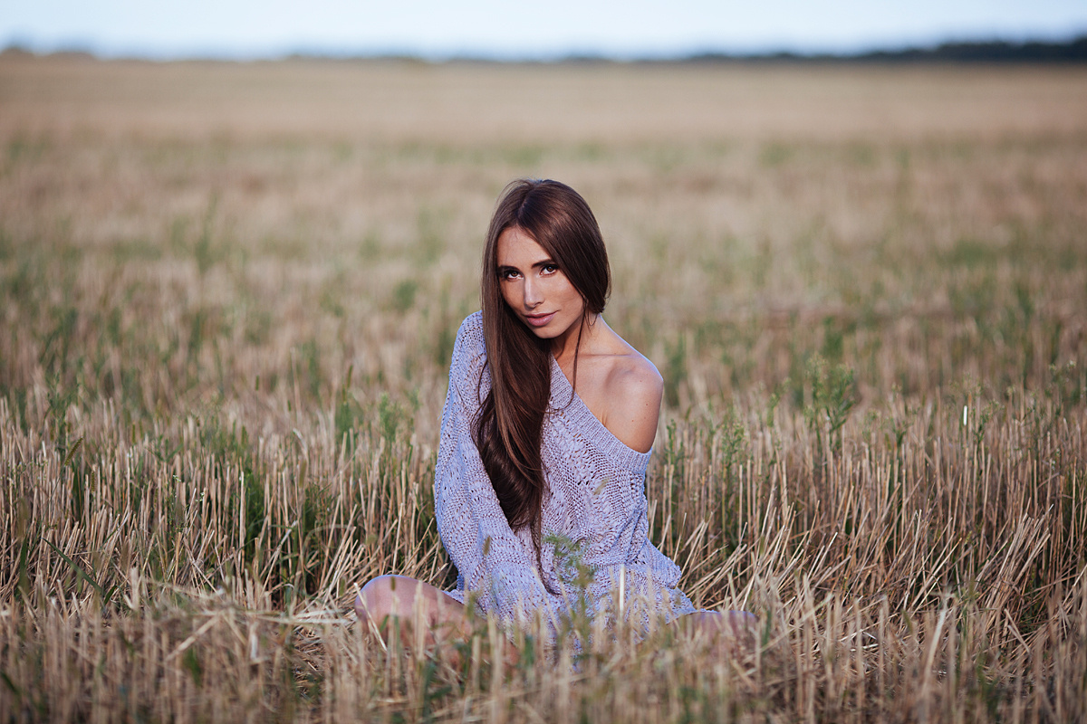 Natalie. Meadow. Портретний та весільний фотограф Надія Онода