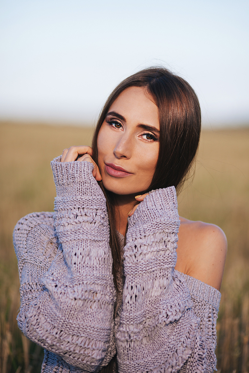 Natalie. Meadow. Портретний та весільний фотограф Надія Онода