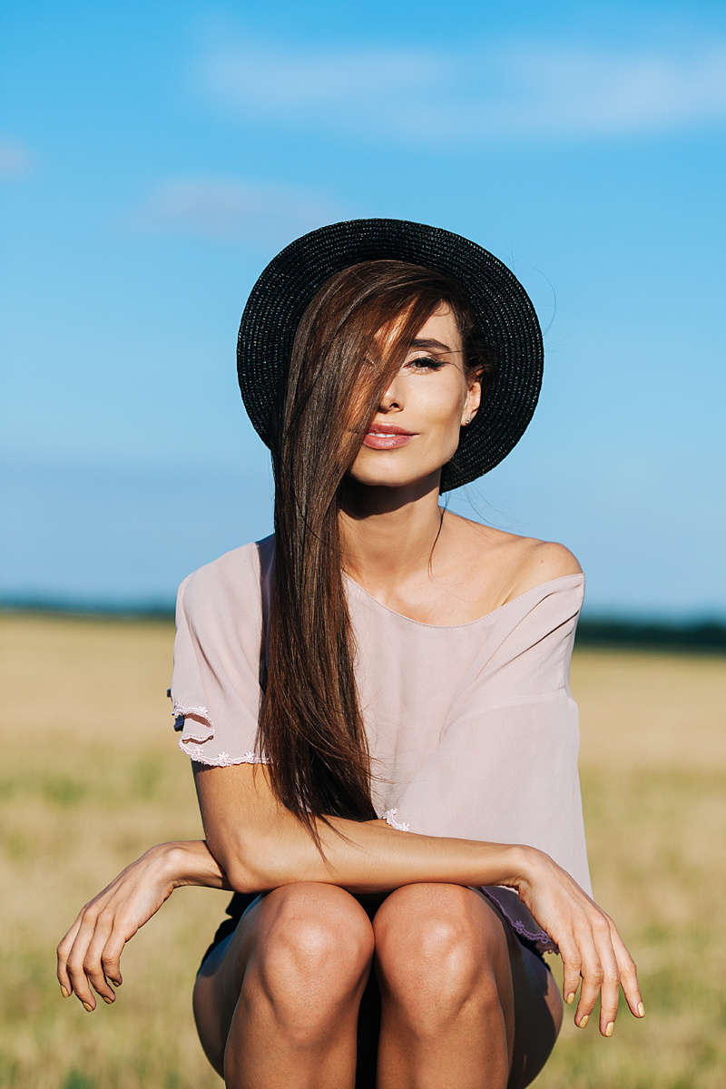 Natalie. Meadow. Портретний та весільний фотограф Надія Онода