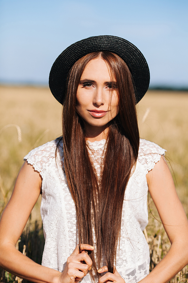 Natalie. Meadow. Портретний та весільний фотограф Надія Онода