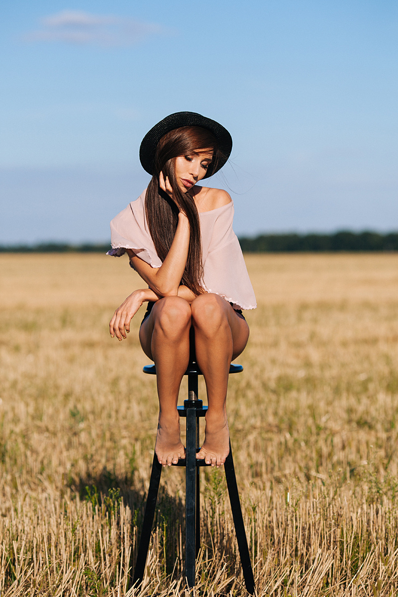 Natalie. Meadow. Портретний та весільний фотограф Надія Онода