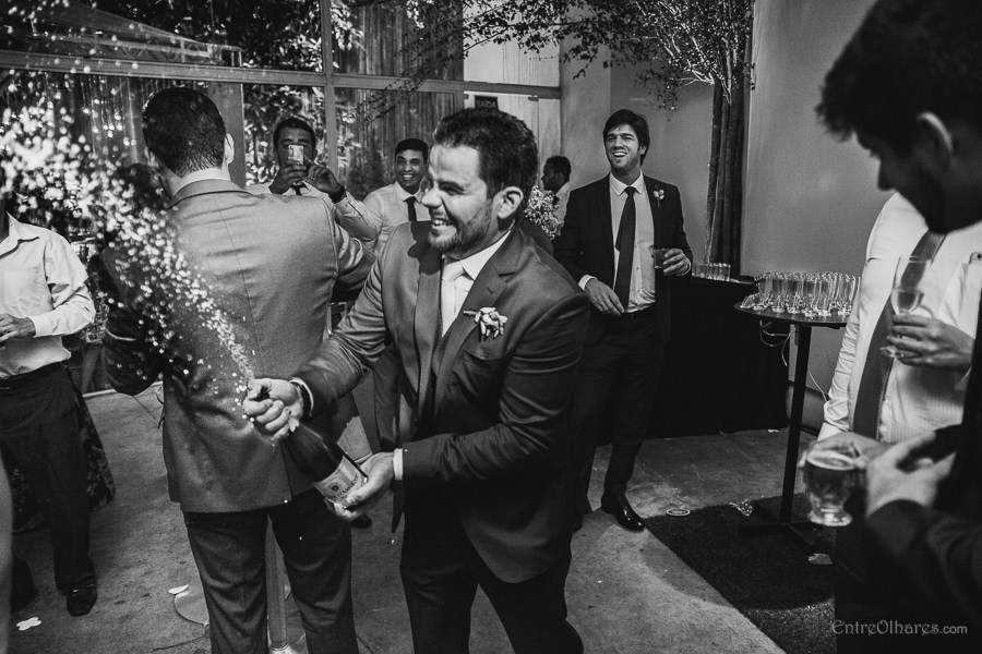 Casamento de Márcia e Marcos na Casa de Chá em Aldeia Pernambuco. Casamento ao ar livre. EntreOlhares Fotografia e Filmagem de Casamentos em Recife/PE e João Pessoa/PB — Momentos únicos eternizados com sensibilidade