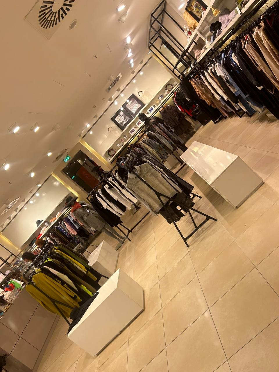 POP UP STORE FRANKFURT AM MAIN. Lms-mode.com