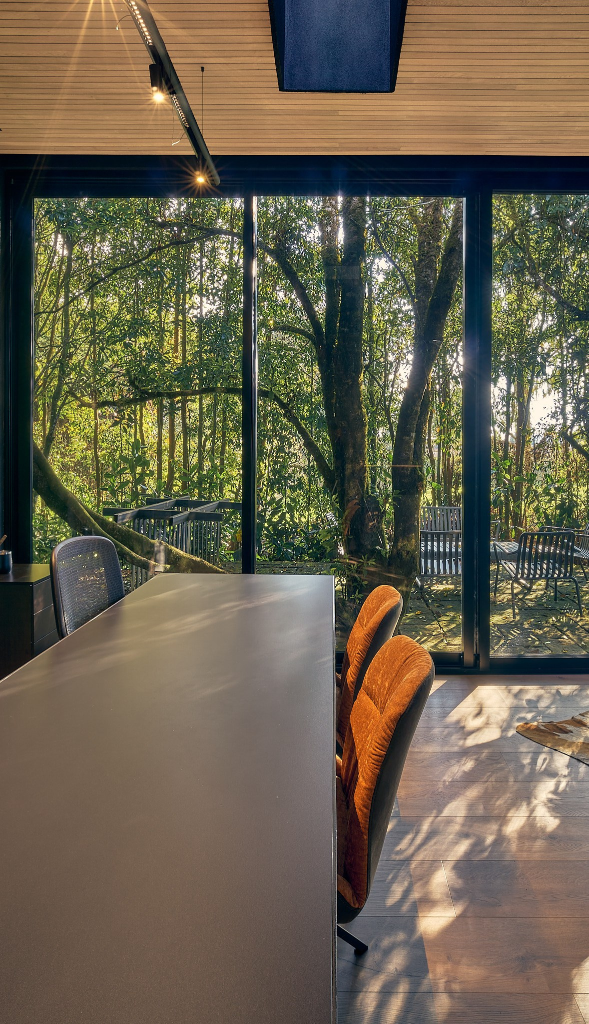 Sesión fotográfica arquitectónica e interiorismo Oficina principal Vicaría Arquitectura