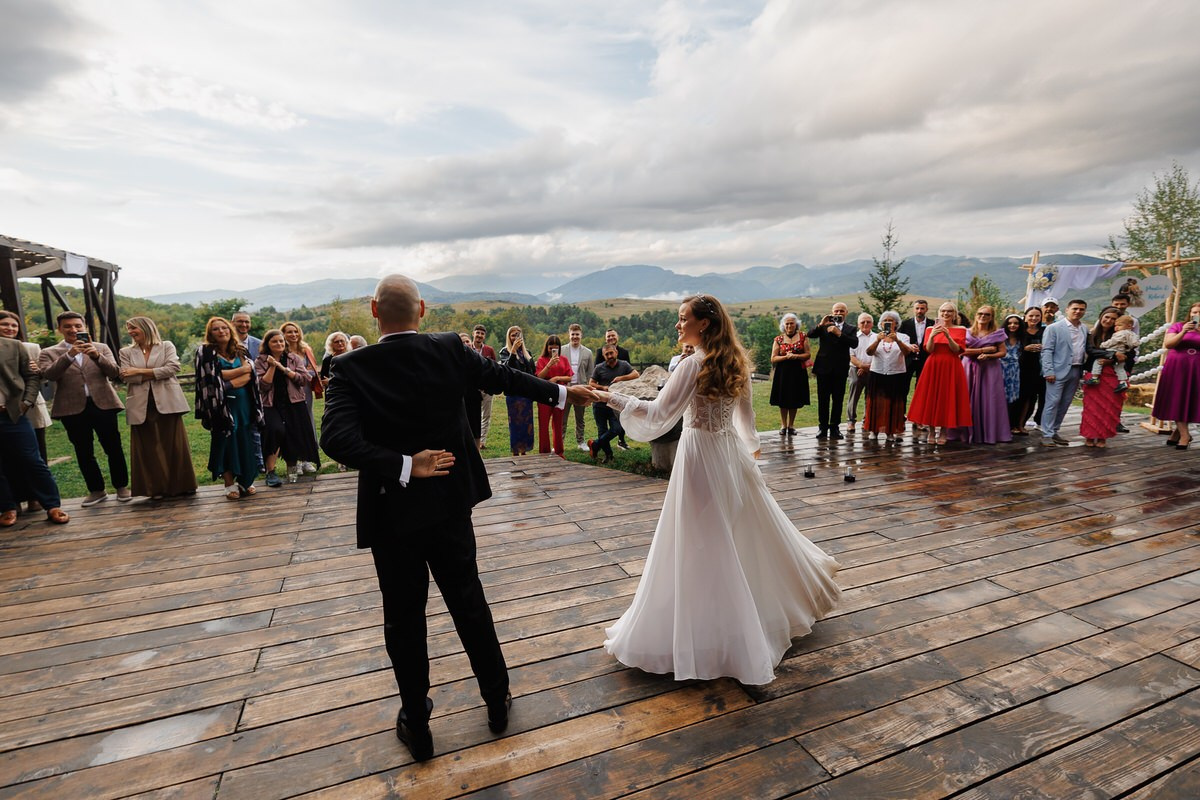 Paula + Robert. Wedding Photographer in Bucharest — Manu Ivanciu