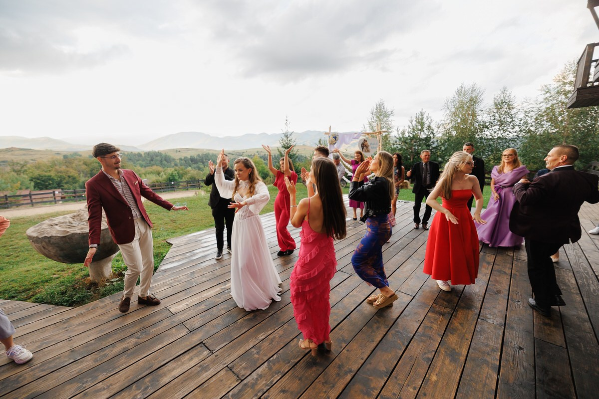 Paula + Robert. Wedding Photographer in Bucharest — Manu Ivanciu