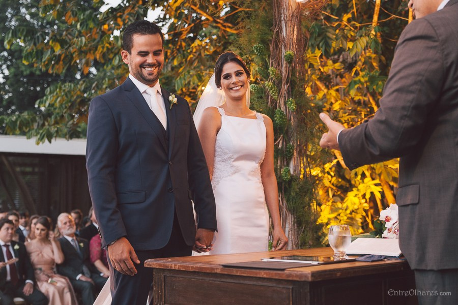 Casamento de Márcia e Marcos na Casa de Chá em Aldeia Pernambuco. Casamento ao ar livre. EntreOlhares Fotografia e Filmagem de Casamentos em Recife/PE e João Pessoa/PB — Momentos únicos eternizados com sensibilidade