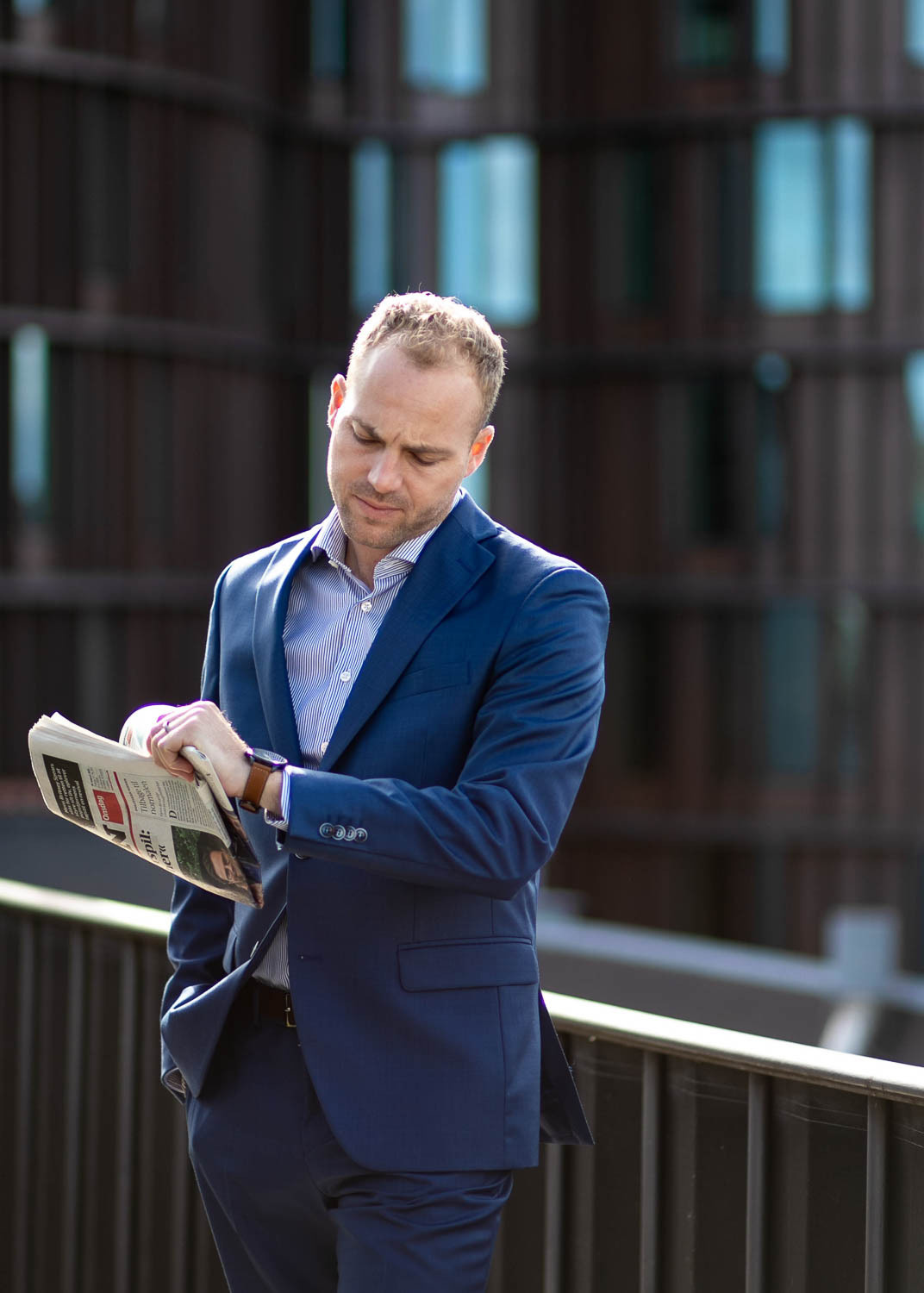 Black Dot Copenhagen (clothing). Professional wedding photographer in Copenhagen, Denmark — Julia Byron